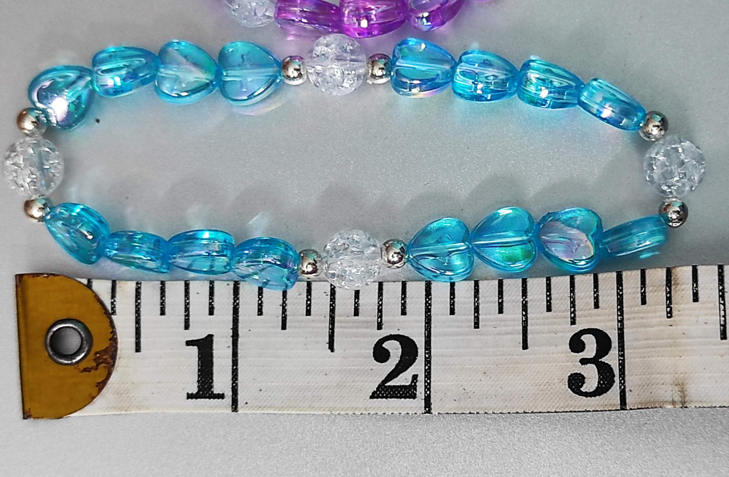 Colored heart beads bracelet - Set of 5.